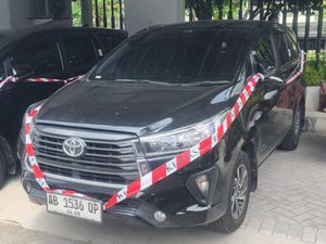 1 Mobil Innova Diduga Hasil Korupsi Eks Kadis Kominfo Sleman Disita Jaksa 1 Mobil Innova Diduga Hasil Korupsi Eks Kadis Kominfo Sleman Disita Jaksa