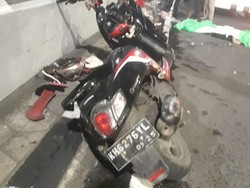 Adu Banteng Scoopy Bonceng 3 Vs Pikap di Lempuyangan, 1 Tewas di Tempat