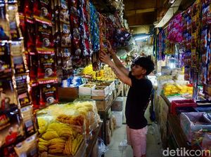 Penjualan Eceran Diprediksi Melemah hingga Awal 2026 Penjualan Eceran Diprediksi Melemah hingga Awal 2026