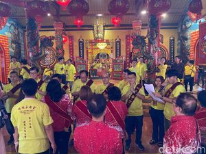 Kemeriahan Kirab Budaya 200 Tahun Kelenteng Eng An Kiong Kota Malang Kemeriahan Kirab Budaya 200 Tahun Kelenteng Eng An Kiong Kota Malang
