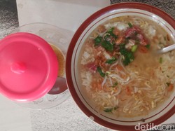 Gurihnya Soto Kuah Bening Mbok Dele Bikin Nagih, Eksis Sudah Empat Generasi