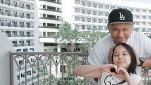 Happy Holiday! Gading Marten Ajak Gempi Liburan Usai Nilai Rapor Memuaskan