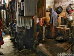 Tak Kena Sinar Matahari 27 Tahun, Gimana Warga Kampung Tongkol Jemur Baju?