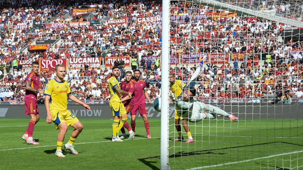 AS Roma mengalahkan Hellas Verona. (Foto: Getty Images/Silvia Lore)