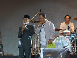 Wali Band Meriahkan Festival Musik Santri 100 Tahun Gontor