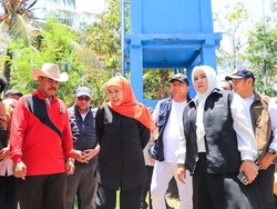 Khofifah Tinjau Proyek Pipanisasi di Situbondo, Targetkan 350 Sambungan Rumah Tangga