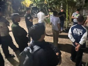 Perkara Dilarang Pacaran Malam-malam Bikin Mahasiswa Todong Parang Staf Dosen Perkara Dilarang Pacaran Malam-malam Bikin Mahasiswa Todong Parang Staf Dosen