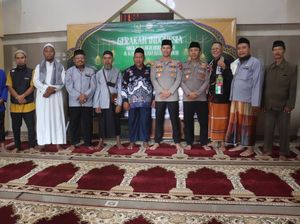 Sinergi Polres Probolinggo Kota-DDII Perkuat Ukhuah di Masjid Amanullah Sinergi Polres Probolinggo Kota-DDII Perkuat Ukhuah di Masjid Amanullah