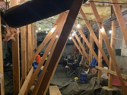 Pria Ini Diam-diam Numpang Hidup di Rumah Orang, Curi Listrik-Pakai Sabu