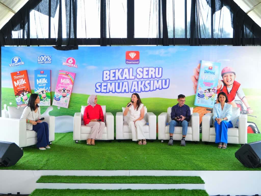 Diamond UHT Milk memperkenalkan kampanye terbarunya bertajuk “Bekal Seru Semua Aksimu” sebagai wujud komitmen mendukung anak-anak Indonesia, khususnya Generasi Alpha, agar dapat tumbuh dengan nutrisi lengkap, kesehatan fisik yang optimal, serta dukungan emosional yang seimbang.