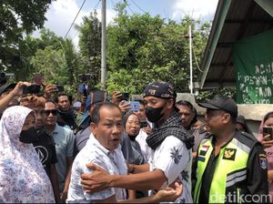 Rekonstruksi Pembunuhan Brigadir Esco Ricuh