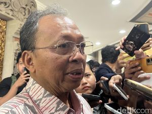 Koster Pastikan Tunjangan DPRD Tak Masuk Proyeksi APBD Bali 2026 Koster Pastikan Tunjangan DPRD Tak Masuk Proyeksi APBD Bali 2026