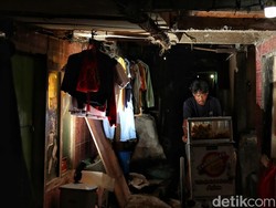 Video: Tak Ada Siang di Kampung Tongkol