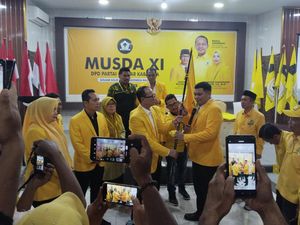 Terpilih Aklamasi, Dae Yandi Gantikan Ibunya Jadi Ketua Golkar Bima Terpilih Aklamasi, Dae Yandi Gantikan Ibunya Jadi Ketua Golkar Bima