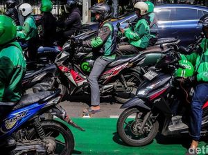 Survei Paramadina: Mayoritas Driver Ojol Pilih Komisi 20% demi Orderan Survei Paramadina: Mayoritas Driver Ojol Pilih Komisi 20% demi Orderan