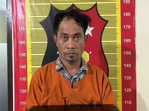 Motif Pekerja Curi Barang Eks Personel Ada Band di Sidimpuan: Kesal Tak Dibayar Motif Pekerja Curi Barang Eks Personel Ada Band di Sidimpuan: Kesal Tak Dibayar