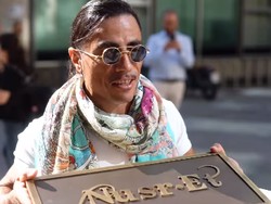 Salt Bae Jadi Sorotan Media Inggris, Bisnisnya Disebut Rugi Rp 113 Miliar!