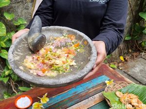 Warung di Bantul Ini Tawarkan Segarnya Sambal Ganja, Patok Harga Rp 10 Ribu Warung di Bantul Ini Tawarkan Segarnya Sambal Ganja, Patok Harga Rp 10 Ribu
