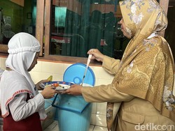 Tolak MBG, Ortu Siswa SD di Solo Pilih Bayar Rp 10 Ribu ke Dapur Sekolah