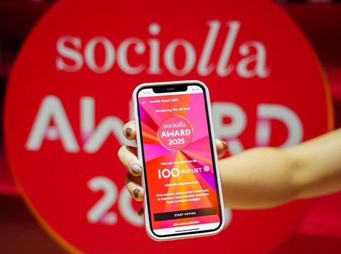 Sociolla Awards 2025 hadir dengan konsep baru, dimulai dengan persembahan 100 Hotlist yakni kurasi produk kecantikan dan perawatan diri terfavorit.