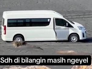 Viral Elf Terjebak di Lautan Pasir Bromo, Taman Nasional Buka Suara Viral Elf Terjebak di Lautan Pasir Bromo, Taman Nasional Buka Suara