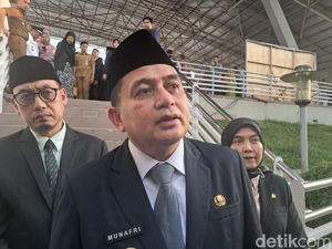 Wali Kota Makassar Mau Rombak Camat Usai Mutasi Lurah Kelar Wali Kota Makassar Mau Rombak Camat Usai Mutasi Lurah Kelar