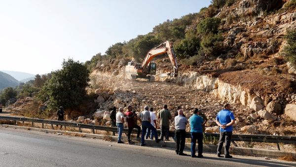 Warga Palestina Protes Tolak Jalan Pintas Israel di Ramallah
