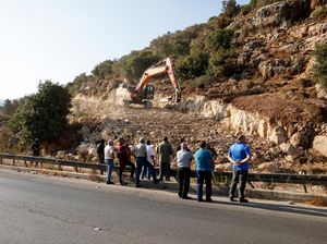 Warga Palestina Protes Tolak Jalan Pintas Israel di Ramallah