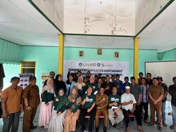 Cuci Tangan-Penanganan Luka, Cara Dosen dan Mahasiswa FK Unri Pengabdian ke Masyarakat Kampar Cuci Tangan-Penanganan Luka, Cara Dosen dan Mahasiswa FK Unri Pengabdian ke Masyarakat Kampar