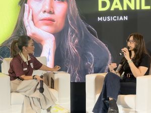 Danilla Riyadi Bicara Peran Komunitas dan Uniknya FanCon 2025 Danilla Riyadi Bicara Peran Komunitas dan Uniknya FanCon 2025