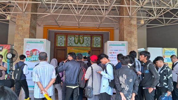 Penampakan Para Pemburu Kerja Beradu Nasib di Jakarta
