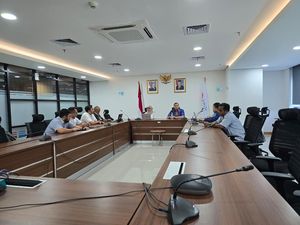 Perkumpulan Doktor Ilmu Kepolisian-BRIN Gelar Dialog, Bahas Isu HAM-Demokrasi Perkumpulan Doktor Ilmu Kepolisian-BRIN Gelar Dialog, Bahas Isu HAM-Demokrasi