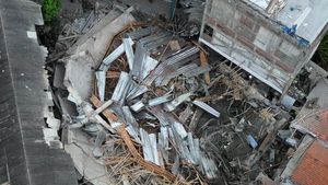 Bingkai Sepekan: Ponpes Al Khoziny Ambruk - Riuh MotoGP Mandalika