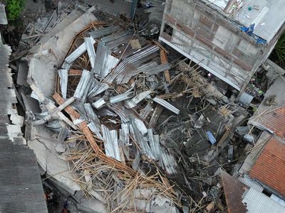 Bingkai Sepekan: Ponpes Al Khoziny Ambruk - Riuh MotoGP Mandalika