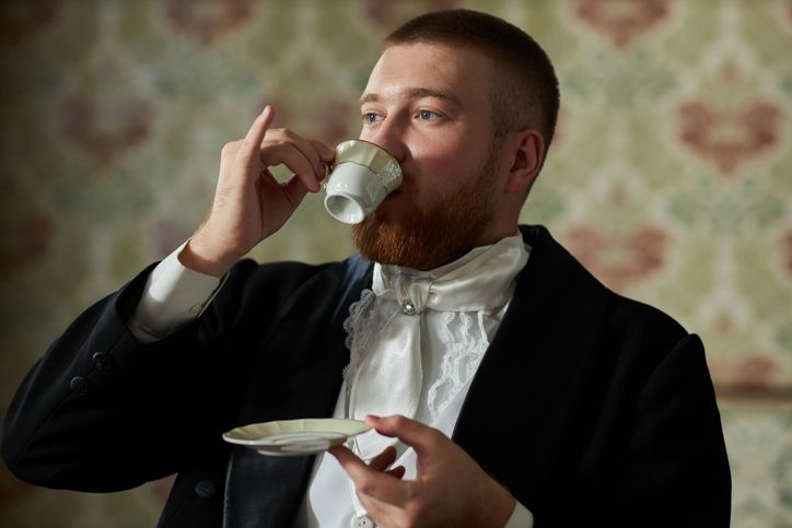 5 Etiket Minum Teh yang Wajib Kamu Tahu Biar Makin Elegan