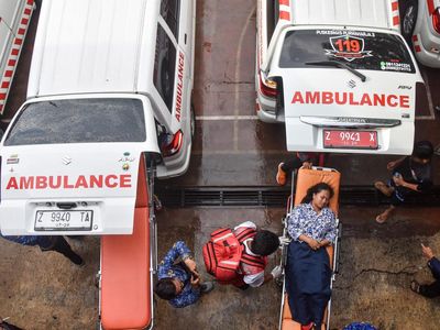 Evakuasi Massal Pelajar SMP di Banjar, Diduga Keracunan MBG