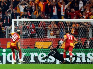 Galatasaray Vs Liverpool: Penalti Osimhen Bikin The Reds Tertinggal