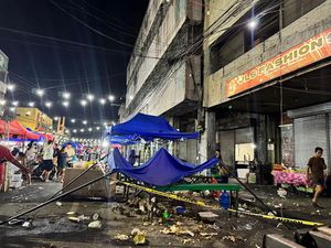 Gempa M 6,9 Guncang Filipina, Korban Tewas Capai 26 Orang Gempa M 6,9 Guncang Filipina, Korban Tewas Capai 26 Orang