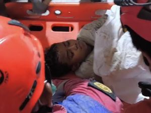 Kondisi Haikal Usai Dievakuasi dari Reruntuhan Ponpes di Sidoarjo