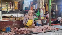 Akar Masalah Harga Daging Ayam di Mataram Tak Turun-turun Terungkap
