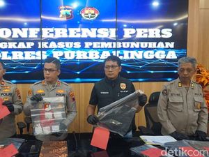 Ngeri! Sepasang Lansia Purbalingga Tewas Dibacok Keponakan Saat Tidur Ngeri! Sepasang Lansia Purbalingga Tewas Dibacok Keponakan Saat Tidur
