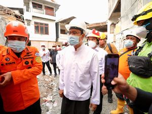 Ikut Saksikan Evakuasi Haical, Gus Ipul Apresiasi Kerja Cepat Basarnas Ikut Saksikan Evakuasi Haical, Gus Ipul Apresiasi Kerja Cepat Basarnas