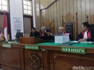 Hakim Jelaskan soal Pemanggilan Gubsu Bobby Jadi Saksi Korupsi Jalan Hakim Jelaskan soal Pemanggilan Gubsu Bobby Jadi Saksi Korupsi Jalan