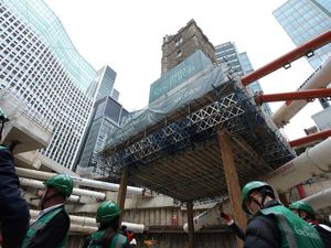 Gereja 700 Tahun Dibuat Melayang 14 Meter Demi Pembangunan Kantor