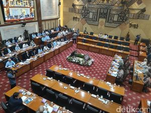 Menkes Minta Penerbitan Sertifikat Higiene untuk Dapur MBG Dipercepat