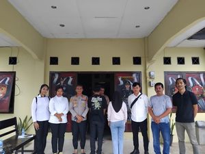 Pasutri di Babel Jadi Tersangka gegara Open BO di MiChat Pasutri di Babel Jadi Tersangka gegara Open BO di MiChat