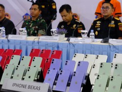 Penyelundupan 797 iPhone Bekas Senilai Rp 3,2 M dari Batam ke Kalbar Digagalkan Penyelundupan 797 iPhone Bekas Senilai Rp 3,2 M dari Batam ke Kalbar Digagalkan