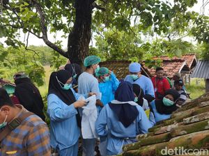 Detik-detik Pria Grobogan Ditemukan Tewas Terhimpit Truk hingga Diekshumasi Detik-detik Pria Grobogan Ditemukan Tewas Terhimpit Truk hingga Diekshumasi