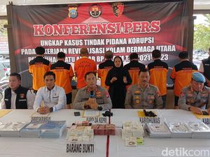 Polda Kepri Tetapkan 7 Tersangka Korupsi Revitalisasi Pelabuhan Batu Ampar Polda Kepri Tetapkan 7 Tersangka Korupsi Revitalisasi Pelabuhan Batu Ampar