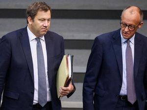 Terancam Retak, Mampukah Kanselir Jerman Selamatkan Koalisinya?